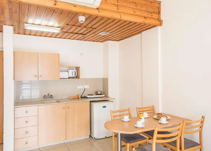 Anthea Apart-hotel 3*