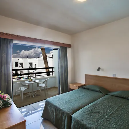 Hotel de apartamente Anthea 3*