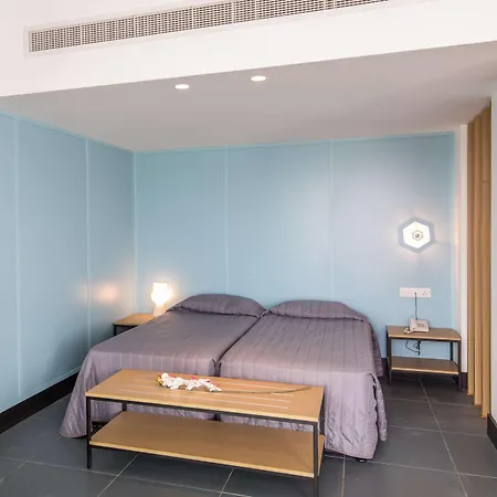 Hotel de apartamente Anthea 3*