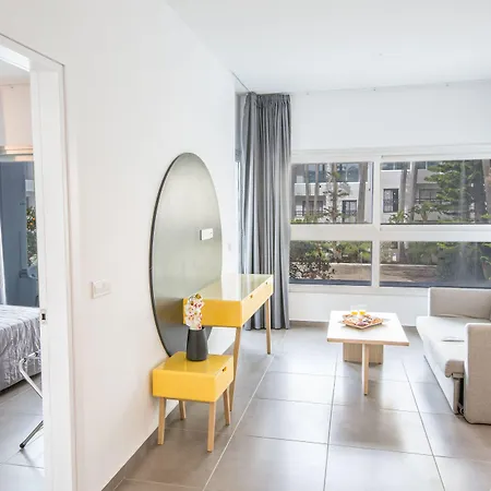 Aparthotel Anthea 3*