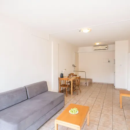Anthea Aparthotel