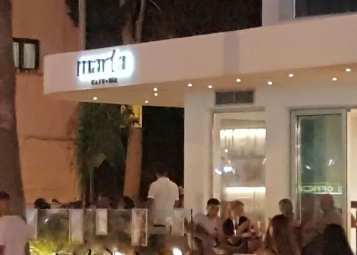 Aparthotel Anthea 3*