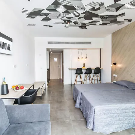 Anthea Aparthotel 3*
